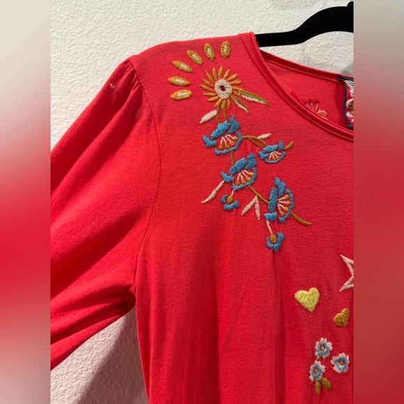 Johnny Was Embroidered Floral Heart Eyes Stars Pink Quarter Sleeves Boho Top XS - Picture 3 of 16